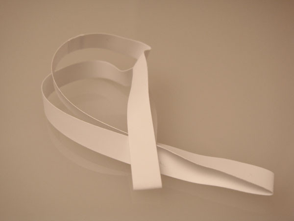 Decorative Loops Vinyl Stretch White 50.8cm (50 pieces) [20CVLWT]
